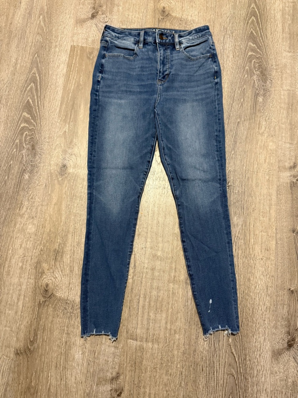 American Eagle Outfitters Mid-Rise Skinny Jeans